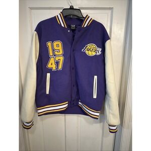 Ultra Game NWT Los Angeles Lakers Letterman Jacket 1947 Purple Mens Large Coat